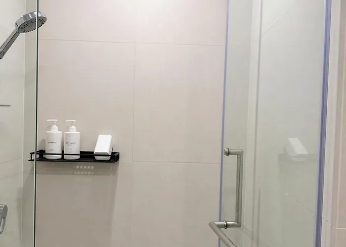 Luxury Vibes-5mins Walk Bts Ekkamai Appartement